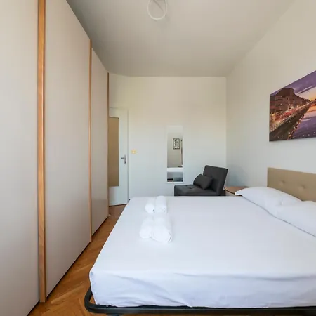 Apartman I-host - Marochetti 10 *