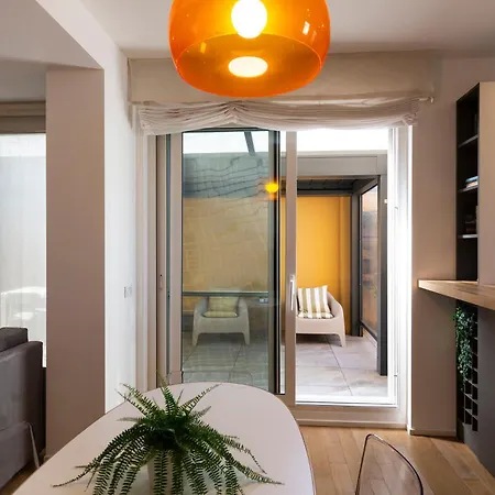 Hello Navigli * Milan