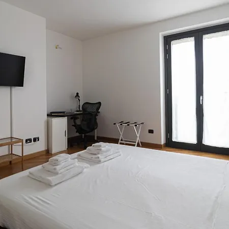 Italianway Comfort - Vico Magistretti 1 A アパート *