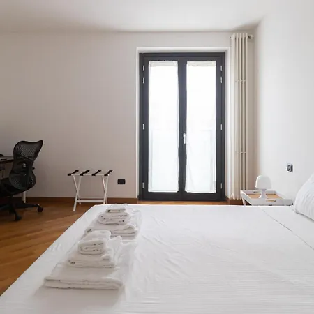 Italianway Comfort - Vico Magistretti 1 A アパート ミラノ