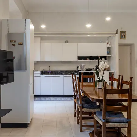 Duomo Linate アパート