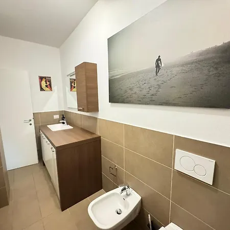 Regina Giovanna - Porta Venezia, Appartamento *