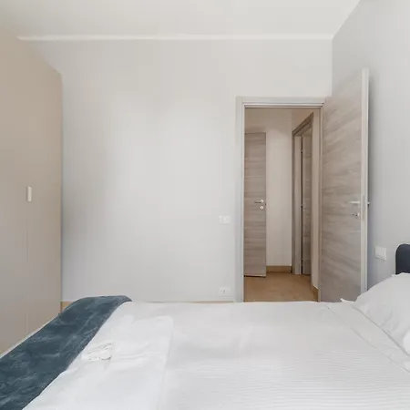 Guest Host - Parco Trotter Apartment Milan