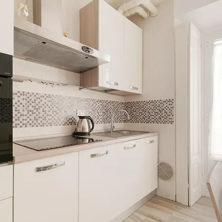Guesthost - Cosy Porta Venezia & Buenos Aires! Mailand