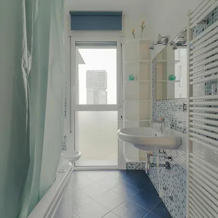 Guesthost - Precotto Mm1 -