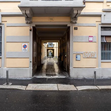 Appartamento Guesthost - Sempione & Monumentale *