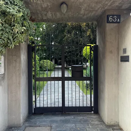3 Bedrooms With Terrace Close To The Center Mediolan