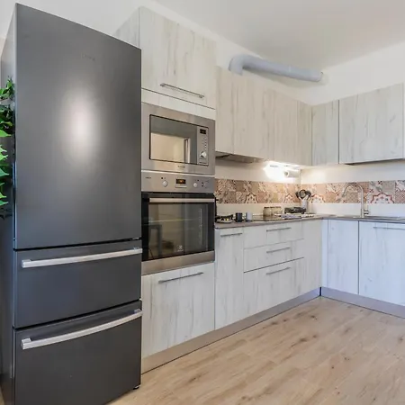 Prime Living Merlata - Balcony