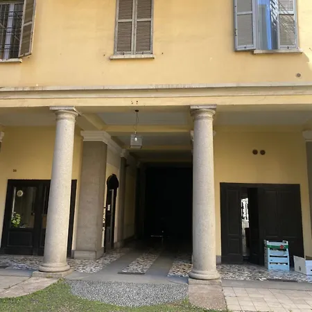 Bocconi Color Appartement *