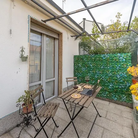 Stylish Porta Romana With Terrace Milan