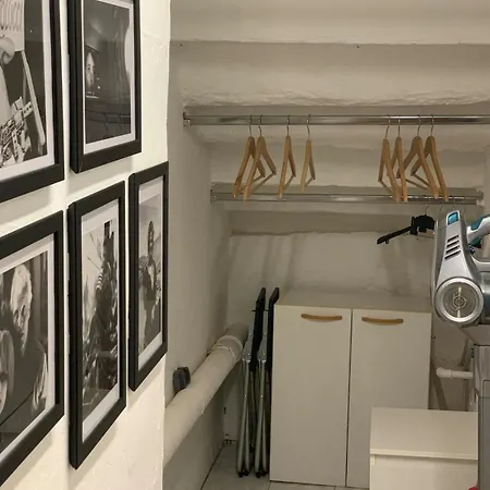 Apartman Centro, Nel 