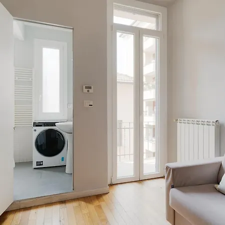 Guesthost - Citta Studi Balcony Appartamento Milano