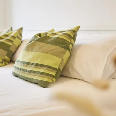 Centro - Elegante Con 3 * Milão
