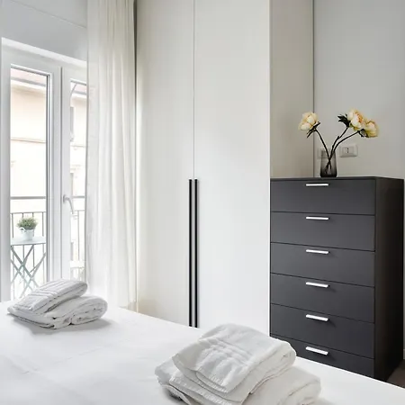 Hostmate - - Genesio -maciachini Appartamento