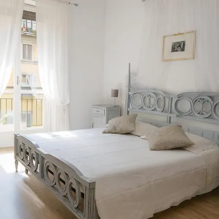 Beautiful Floral On Navigli Apartament *