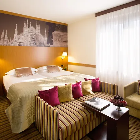 Starhotels Tourist 4*