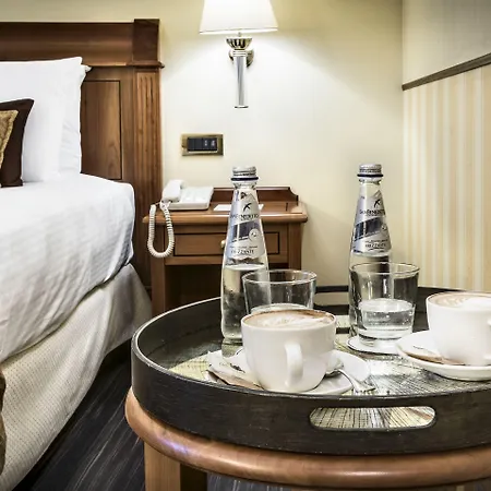 Dei Cavalieri Duomo 4* Milaan