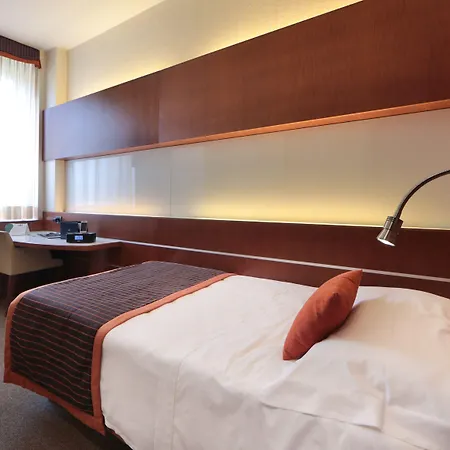 Western Madison 4* Milano