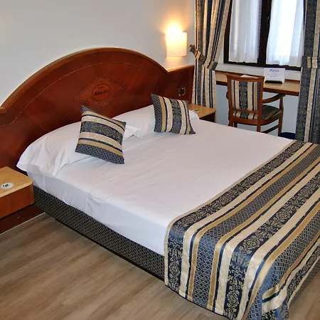 Mokinba Baviera Ξενοδοχείο