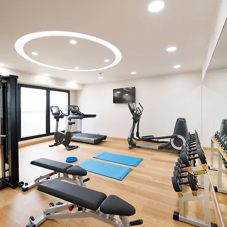 纳维吉利艺术酒店 4*