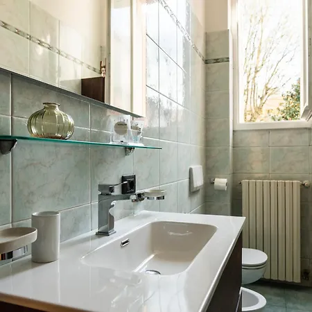 Youhosty - Secret Garden ميلان