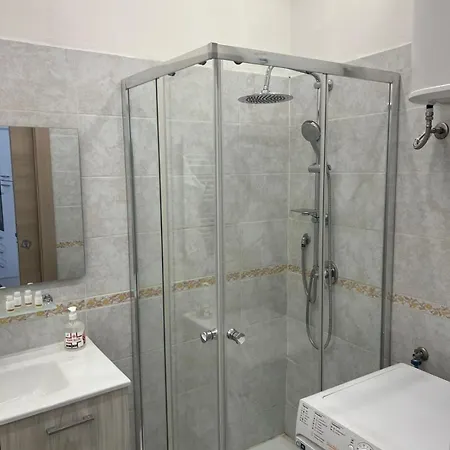 アパート Mambo House *