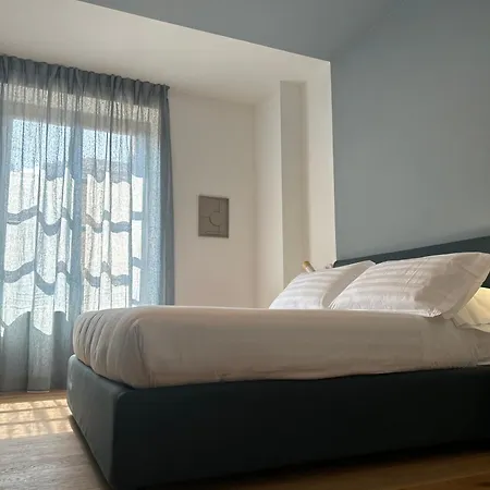 Apartmán Fifty Eight Repubblica Three Bedrooms Milán