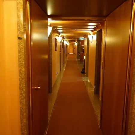 Michelangelo Hotell 4*