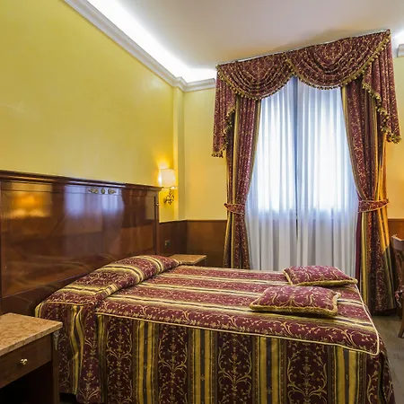 فيتوريا فندق ميلان