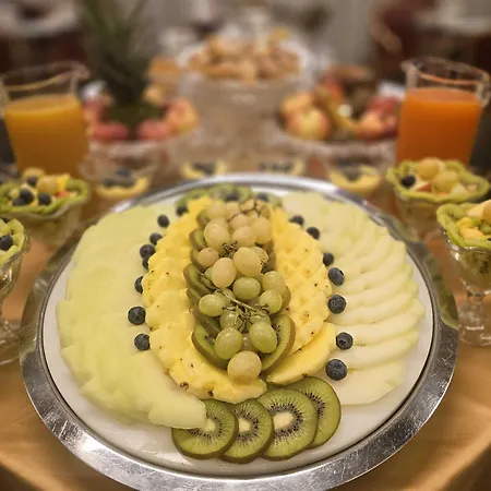 Mokinba Sant'ambroeus Hotel 3*