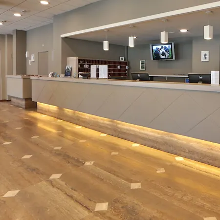 & Contessa Jolanda Aparthotel