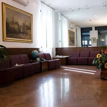 Hotel Catalani E Madrid Milan