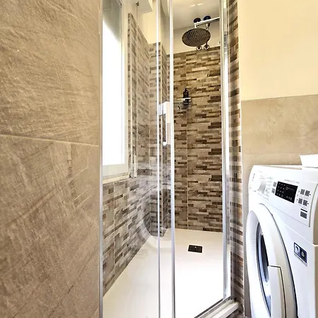 Yr - Loreto 아파트