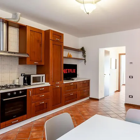 아파트 Spacious At 5 Min Walk From Station *