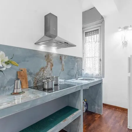 Apartment Mirari With Parking, Near The Metro