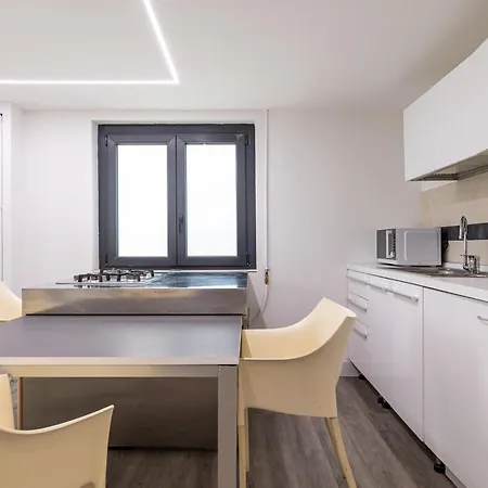 Tranquillo Paradiso A San Siro Lägenhet