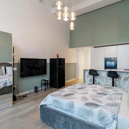 Luxurious Designer - Station *