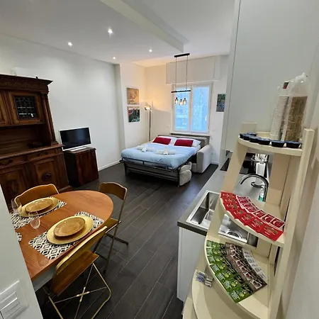 Urban Chic-m4-20 Min Duomo * Milano