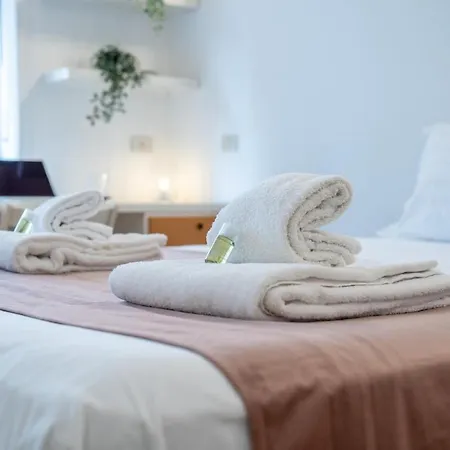 Appartement Duomo 10 Minutes Away Spacious 5 Pax Balcony Wifi Ac *