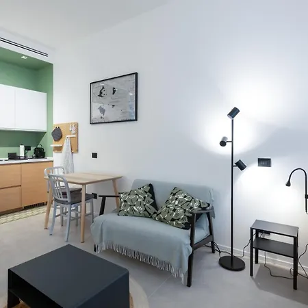Italianway Comfort - Rosmini 7 * Milan