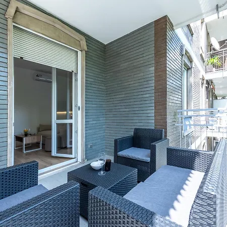 아파트 Navigli 2-bedroom And Sofa Bed