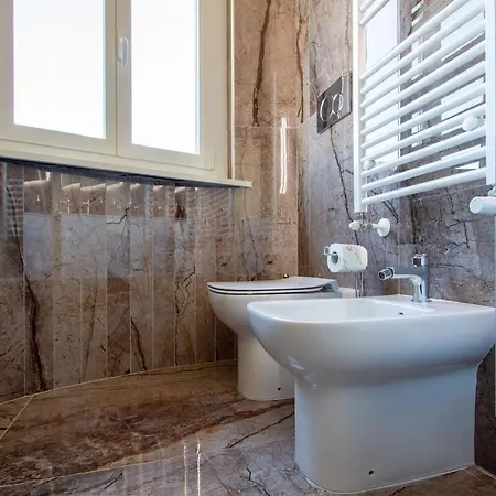 Apartmán 5min From Metro M1 New Flat