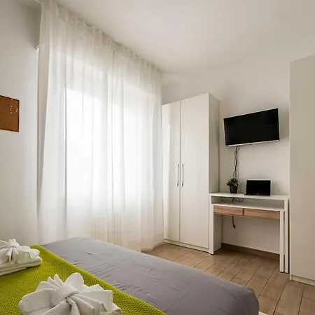 Apartment At Davide's House - Near The Metro *