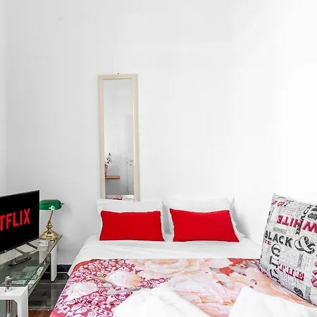 Mirari With Parking, Near The Metro