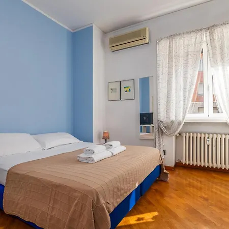 Charming With Balcony & Wi-fi