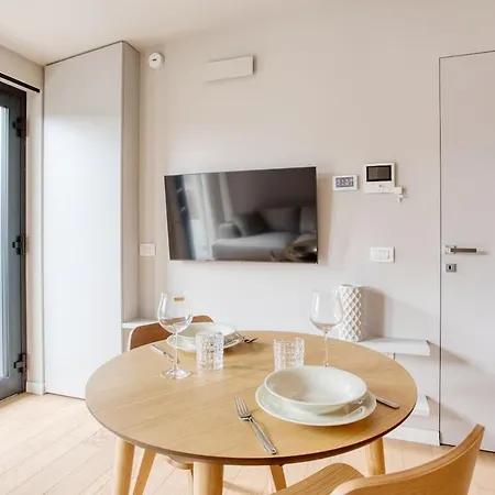 Easylife - - Bixio 17 - Porta Venezia Milano