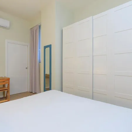 I-host - Ripamonti 205 * ミラノ