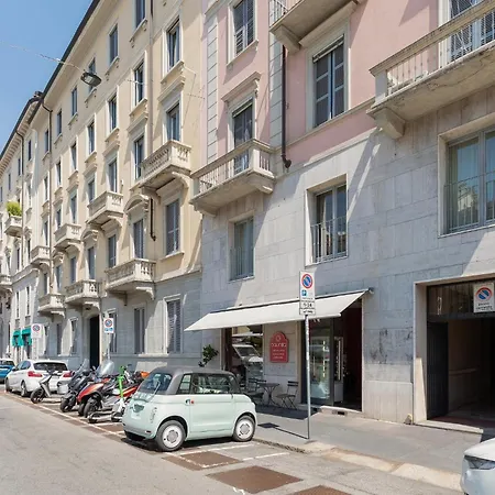 Guesthost - Brera Modern Apartmán Milán