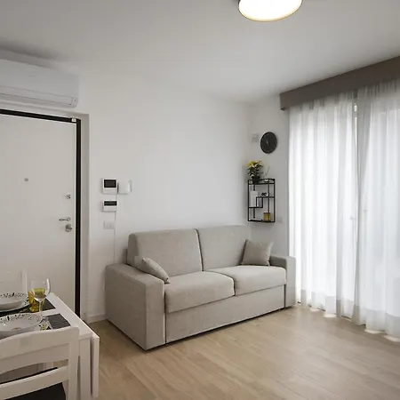 Rho Fiera-citylife-sansiro- 20 Minutes From The Duomo アパート