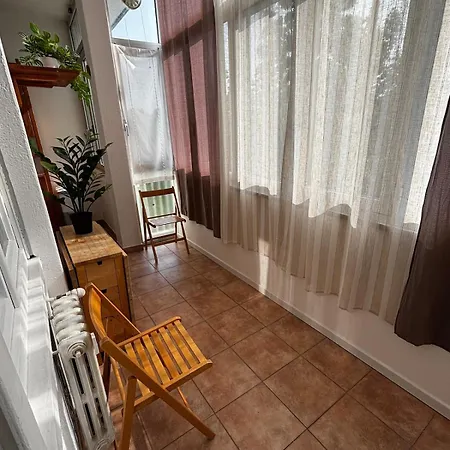 Bright Three-room 250m From The Subway 公寓 米兰